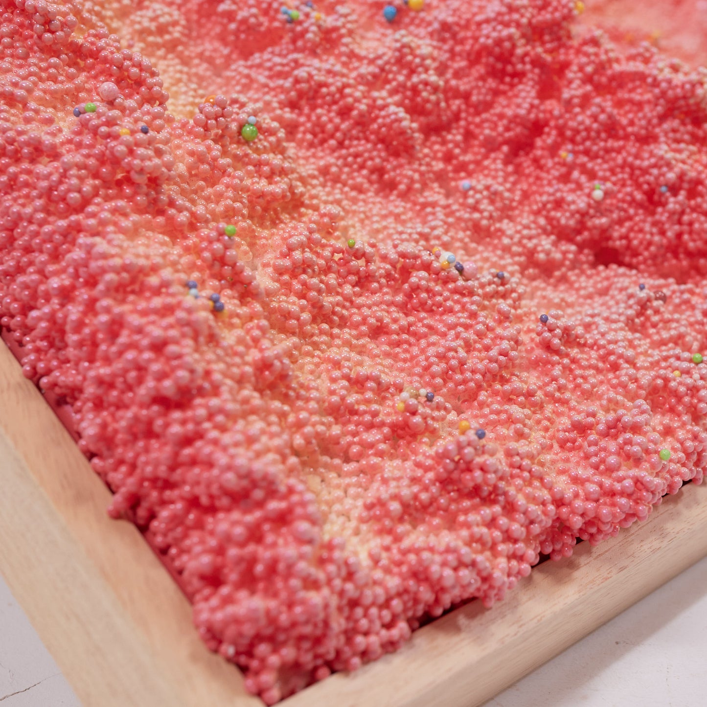 Sprinkles "Pink to Yellow" | 100x100cm